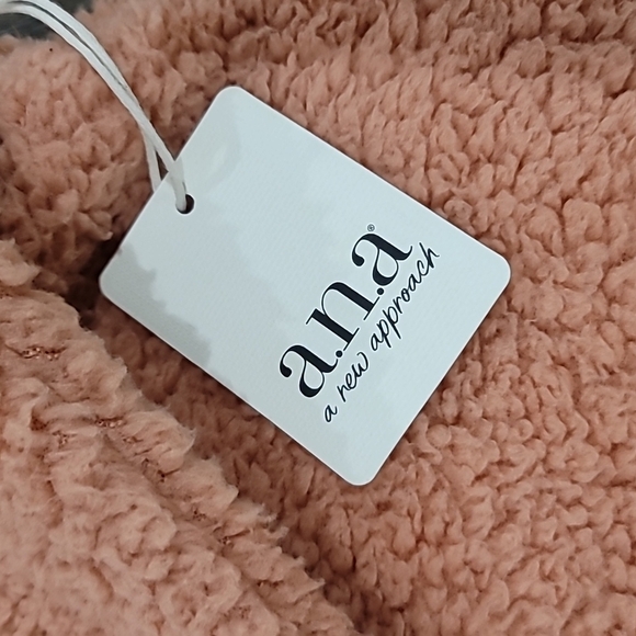 A.N.A. Woman Long Sleeve Mock Neck Teddy Pullover Size 5X - Picture 11 of 13